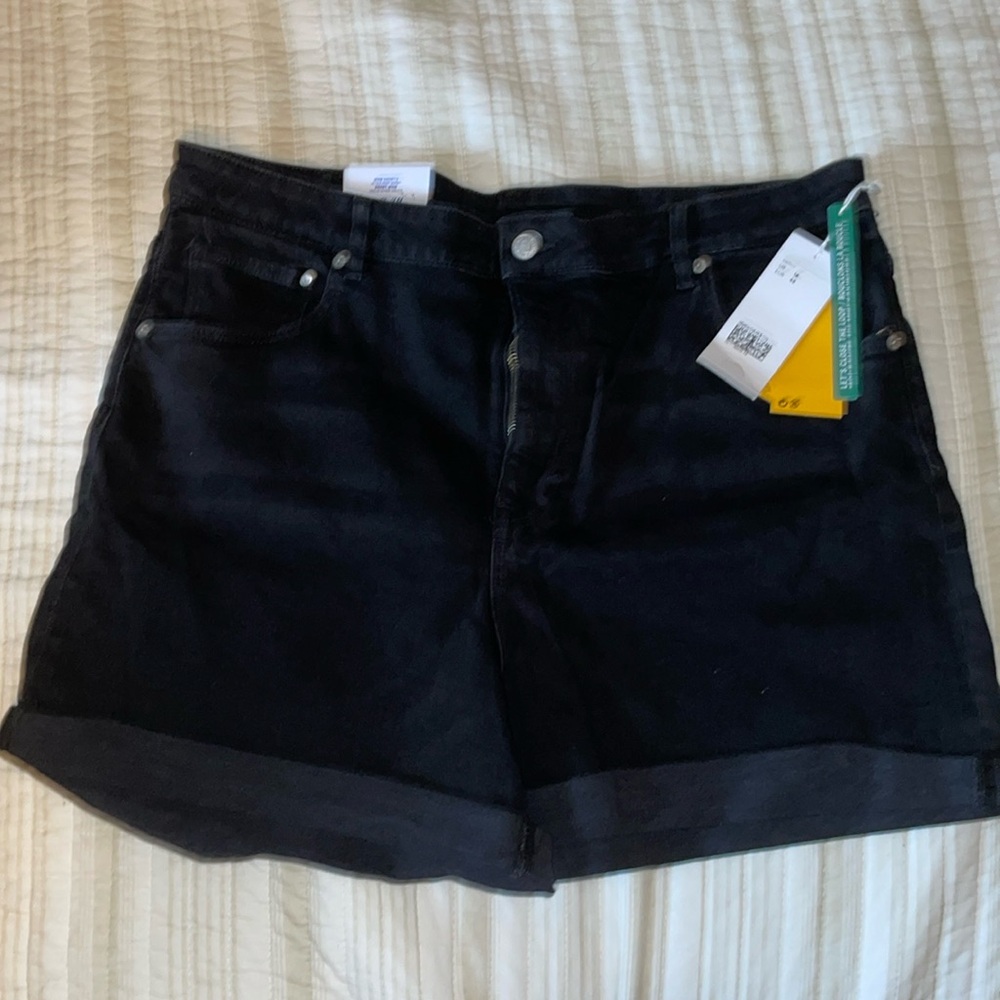 H&M high wasted mom shorts NWT - Picture 1 of 2